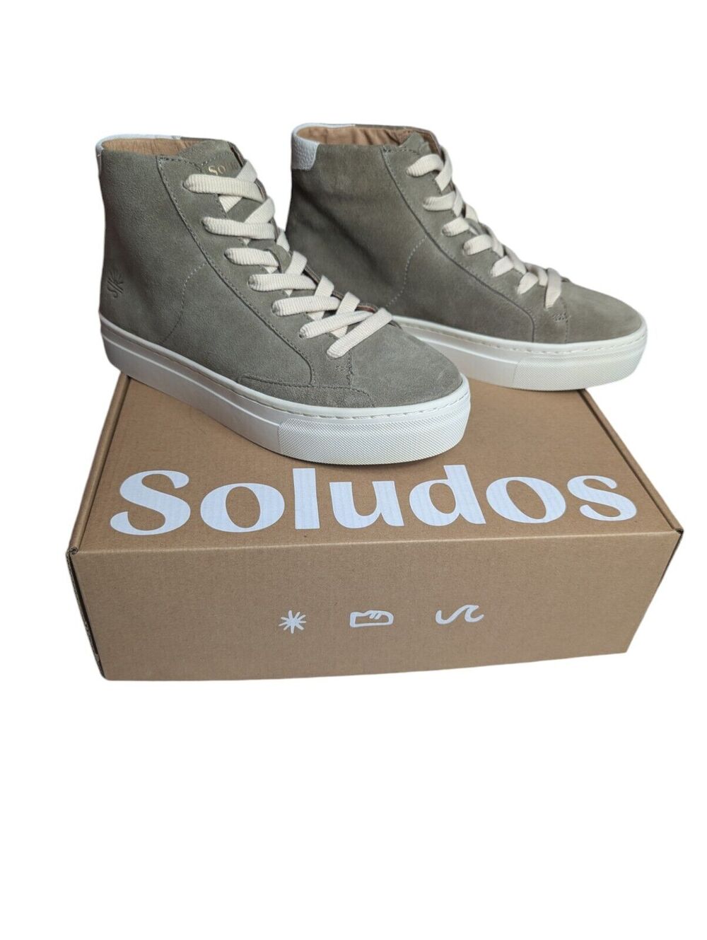Saludos Women's Size 7.5 Shoes Ibiza High Top Sneaker 1000854-340 Sage New NIB
